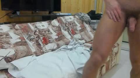 Snapshot of strong_arni chatting on 03/01/25, 06:11 Strong Arni online show from 03/01/25, 06:11