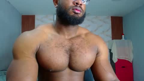 Snapshot of strong_george1 chatting on 02/25/25, 11:55 strong_george1 online show from 02/25/25, 11:55