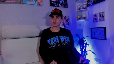 Snapshot of strong_rock69 chatting on 04/08/26, 03:45 strong_rock69 online show from 04/08/26, 03:45