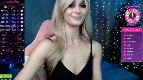 Snapshot of strongalice chatting on 12/17/24, 01:18 The best athletic body on the site online show from 12/17/24, 01:18