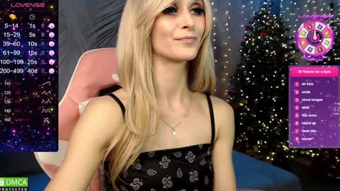 Snapshot of strongalice chatting on 12/18/24, 10:46 The best athletic body on the site online show from 12/18/24, 10:46