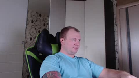 Alex online show from 01/14/25, 11:42