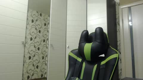 Alex online show from 01/26/25, 01:25