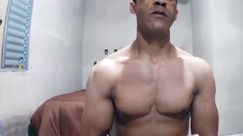 Snapshot of strongdaddyfantastic chatting on 07/10/26, 03:58 strongdaddyfantastic online show from 07/10/26, 03:58