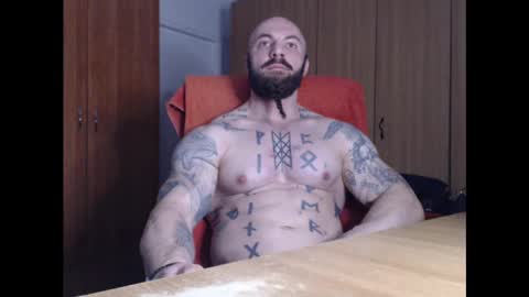 Snapshot of strongivan chatting on 02/03/25, 04:57 StrongIvan online show from 02/03/25, 04:57