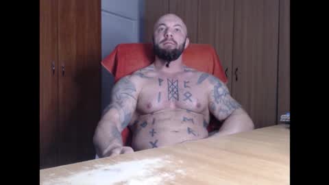 Snapshot of strongivan chatting on 03/19/26, 04:49 StrongIvan online show from 03/19/26, 04:49