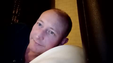 stu_art83 online show from 05/09/26, 12:05