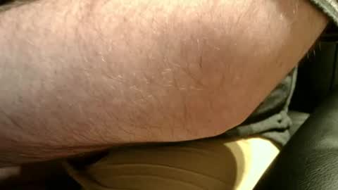 Snapshot of stuartv chatting on 06/26/26, 12:59 stuartv online show from 06/26/26, 12:59