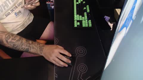 Snapshot of stud69861714 chatting on 09/19/25, 07:10 stud69861714 online show from 09/19/25, 07:10