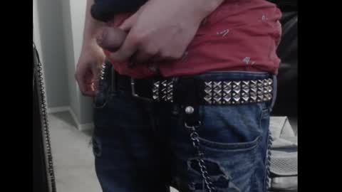 Snapshot of studbeltbro chatting on 01/08/26, 12:35 studbeltbro online show from 01/08/26, 12:35