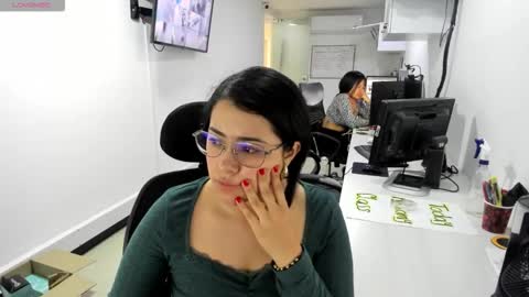 studcb_ online show from 09/25/25, 09:29