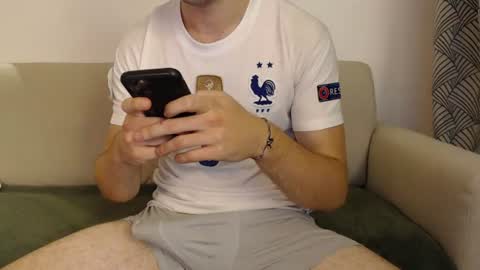 Stud From Paris online show from 07/01/26, 07:57
