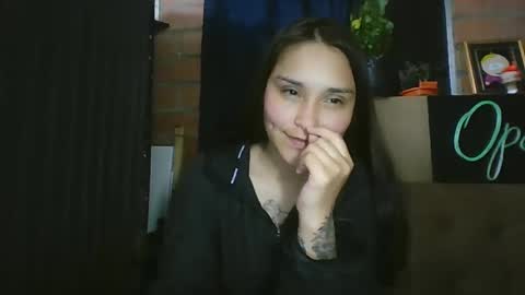 stuffed_rabbit online show from 01/29/25, 05:51