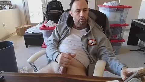 Snapshot of stukeswg chatting on 03/12/25, 04:24 Simon online show from 03/12/25, 04:24