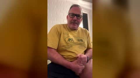 Snapshot of stumpyj2266 chatting on 02/25/26, 07:56 stumpyj2266 online show from 02/25/26, 07:56