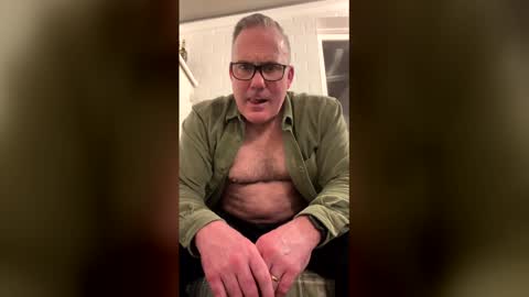 Snapshot of stumpyj2266 chatting on 04/03/26, 07:56 stumpyj2266 online show from 04/03/26, 07:56