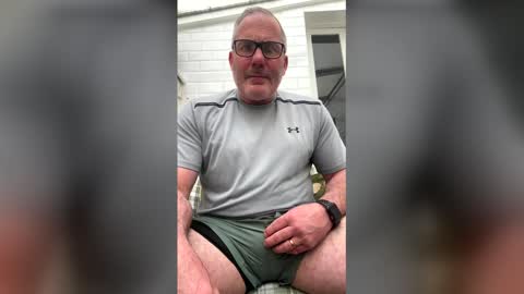 Snapshot of stumpyj2266 chatting on 04/14/26, 02:45 stumpyj2266 online show from 04/14/26, 02:45