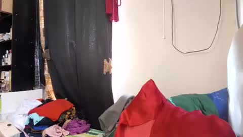 IG livinlavidakhai online show from 10/02/25, 04:19