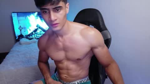 stylish man online show from 06/02/26, 12:23