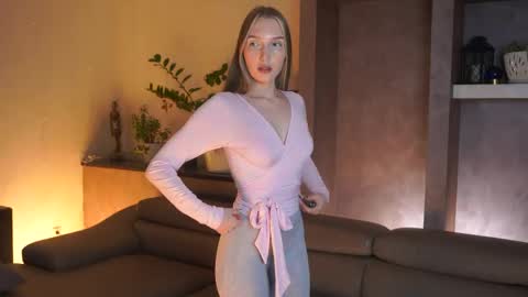 Mure online show from 04/10/26, 06:18