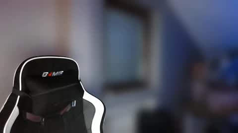 sub_austr online show from 11/29/25, 02:14