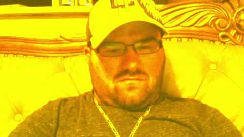 Snapshot of sub_michael41 chatting on 06/16/26, 03:31 sub_michael41 online show from 06/16/26, 03:31