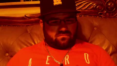 Snapshot of sub_michael41 chatting on 06/22/26, 02:35 sub_michael41 online show from 06/22/26, 02:35