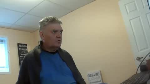 Snapshot of sublou2017 chatting on 11/29/25, 01:03 sublou2017 online show from 11/29/25, 01:03