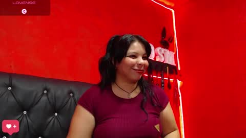 Nicky online show from 12/28/24, 12:04