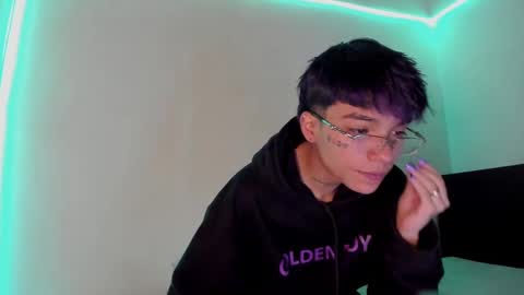 nico online show from 02/25/25, 03:16