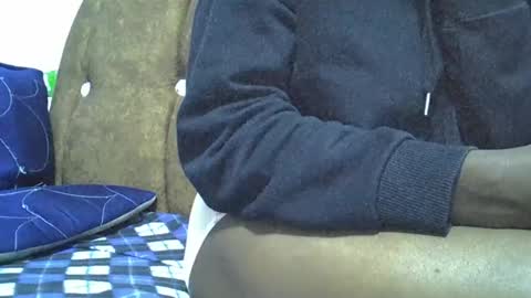 submissive_slut001 online show from 12/27/24, 06:10