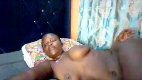 submissive_slut001 online show from 01/14/26, 07:36