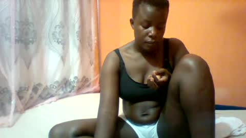 submissive_slut001 online show from 06/25/26, 09:14