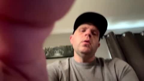 submissivebrett381 online show from 06/07/26, 03:49