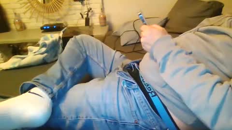 Snapshot of submissivguy chatting on 02/23/25, 08:33 submissivguy online show from 02/23/25, 08:33