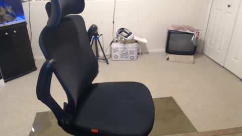 Snapshot of subryan03 chatting on 01/18/25, 02:23 do i have lil tits or pecs online show from 01/18/25, 02:23