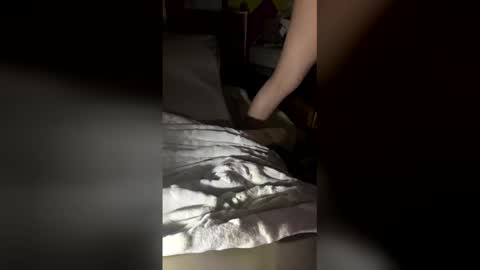 subsqrtfreak online show from 04/15/26, 09:16