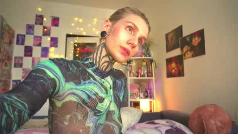 succubus_66 online show from 03/01/25, 09:18