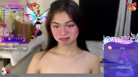 Snapshot of suckablechick chatting on 01/02/25, 09:00 Marry online show from 01/02/25, 09:00