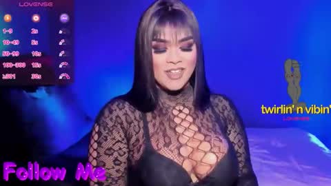 Snapshot of suckablecockoffreya chatting on 11/29/25, 11:08 JADE ELYSE online show from 11/29/25, 11:08