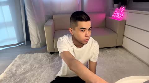 Emmy online show from 02/08/25, 09:13