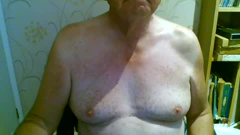 suffolkboy4 online show from 07/15/26, 08:14