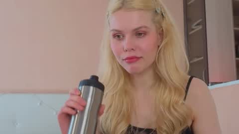 Sasha online show from 04/21/26, 06:31