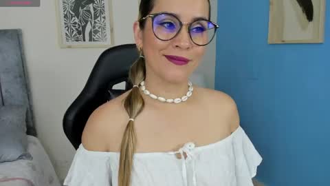 sugar_milff online show from 05/29/26, 01:09