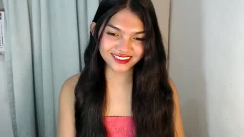 Snapshot of sugar_n_spicex chatting on 02/15/26, 06:54 trisha online show from 02/15/26, 06:54