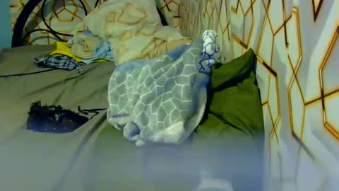 Snapshot of sugar_yum69 chatting on 04/06/26, 05:47 sugar_yum69 online show from 04/06/26, 05:47