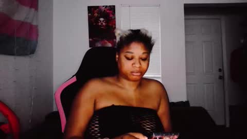 lexi love online show from 11/20/25, 04:29