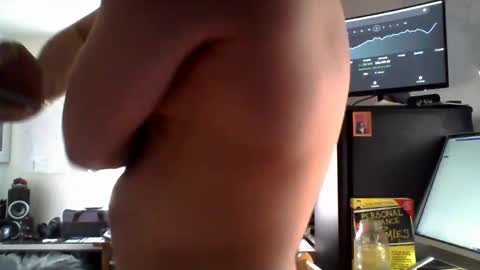 Snapshot of sugardotdom chatting on 04/17/26, 04:54 Sugar online show from 04/17/26, 04:54