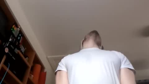 Sugar online show from 04/12/26, 08:03