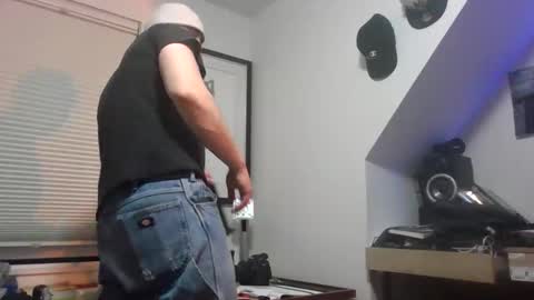 Sugar online show from 04/14/26, 01:55